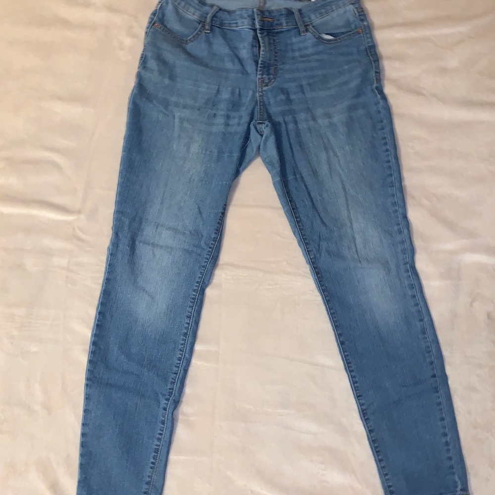 Blue denim skinny jeans